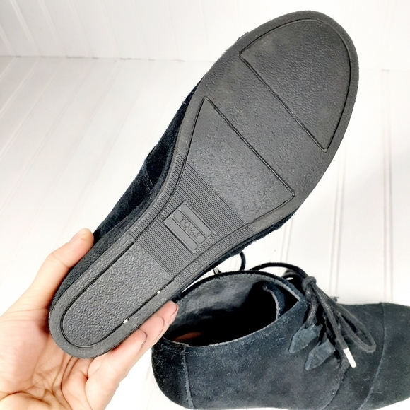 Toms Black Ankle Booties - Picture 11 of 11